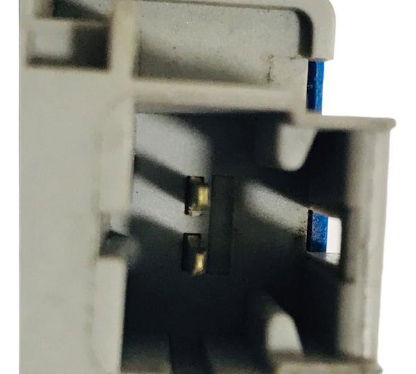 Interruptor Pedal Embreagem Kwid Logan Sandero 253255192r