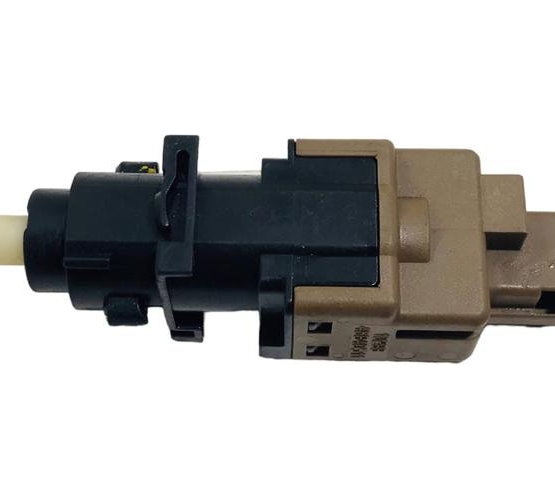 Interruptor Pedal Embreagem Fiat Palio Siena 46840511