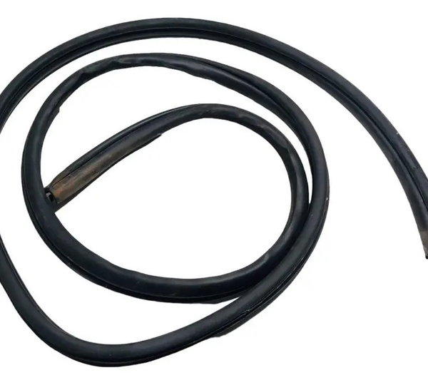 Borracha Porta D/e Mitsubishi L200 Triton Hpe-s 2.4 2020/21