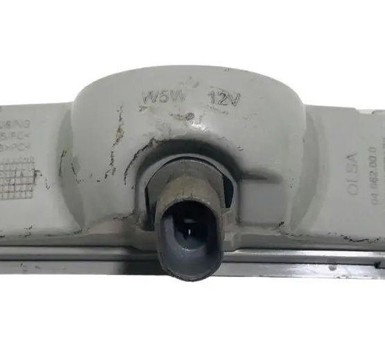 Lanterna / Luz De Placa Chevrolet Onix Joy 2019 13526495