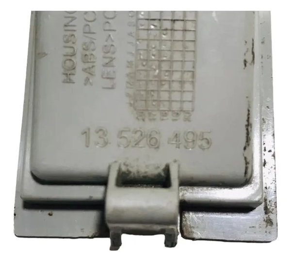 Lanterna / Luz De Placa Chevrolet Onix Joy 2019 13526495