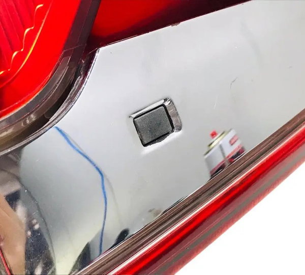 Lanterna Tampa T/d C/ Maçaneta Ford Ecosport 2014 Original