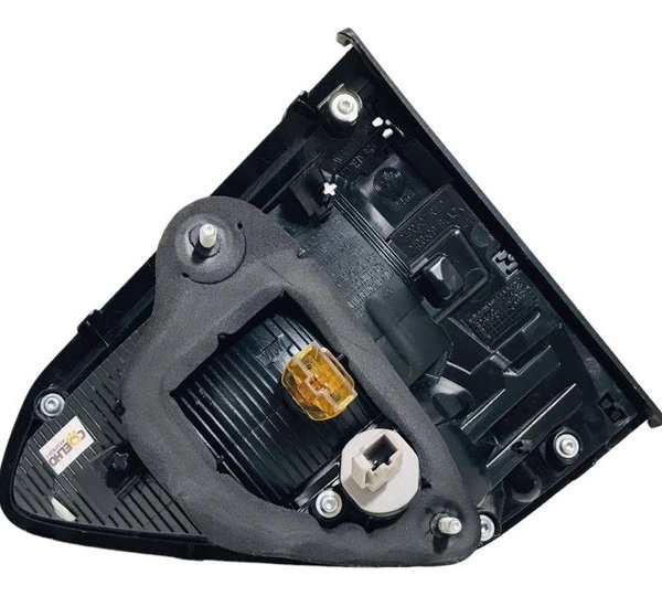 Lanterna Tampa Traseira Lado Esquerdo Vw Fox 2015/2019