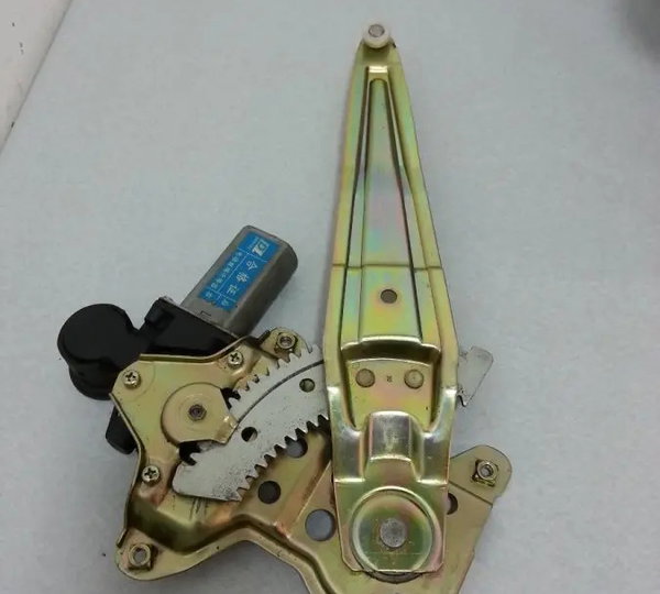 Maquina De Vidro Eletrico Traseira Direita Lifan 620