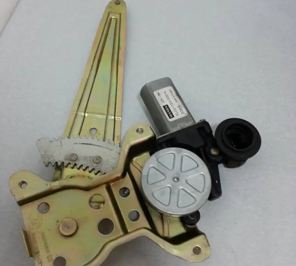 Maquina De Vidro Eletrico Traseira Direita Lifan 620