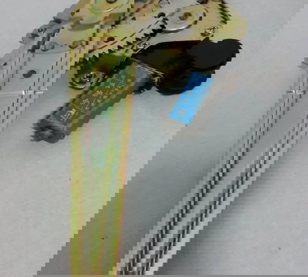 Maquina De Vidro Eletrico Traseira Direita Lifan 620