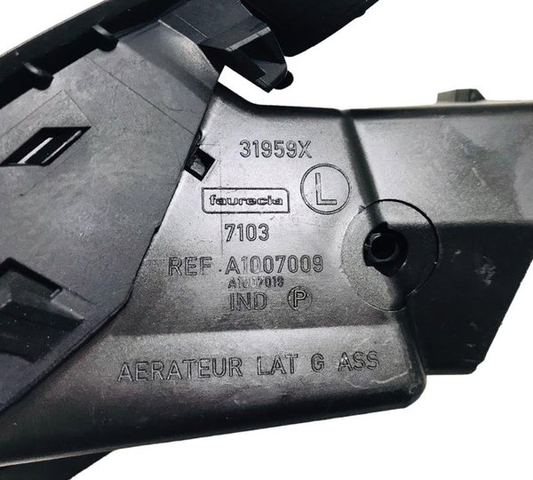 Difusor De Ar Lado Esquerdo Renault Megane 2009