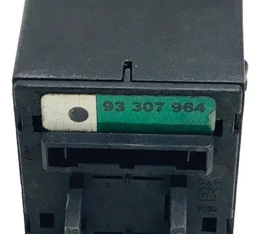 Botão Pisca Alerta / Trava Elétrica Gm Vectra 2006 A 2011