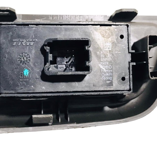 Moldura Botão Vidro Elétrico Chevrolet Cobalt 2015 94732451