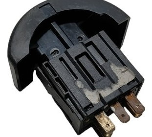 Botão Alerta Gm Corsa Montana 8 Pinos 90585714 A104 Preto