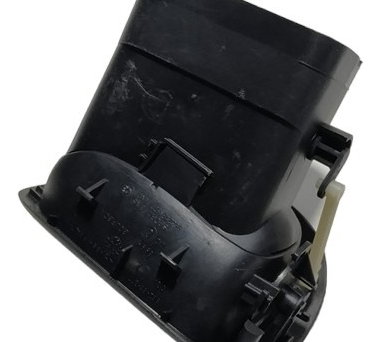 Difusor De Ar Lado Direito Peugeot 206 9632184877 A144