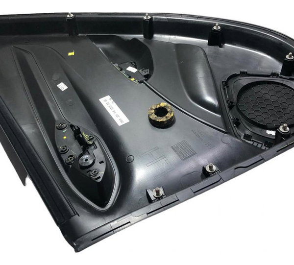 Forro Porta Traseira Esquerda Chevrolet Onix 2018 C/detalhe