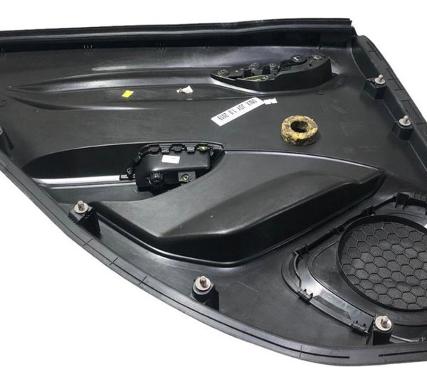Forro Porta Traseira Direita Chevrolet Onix 2018 C/detalhe