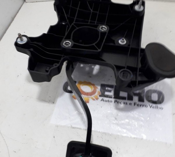 Pedaleira Chevrolet Tracker 1.8 Automatica 2016