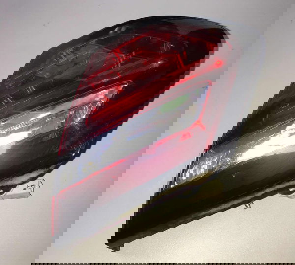 Lanterna Traseira Direita Citroen C4 Picasso