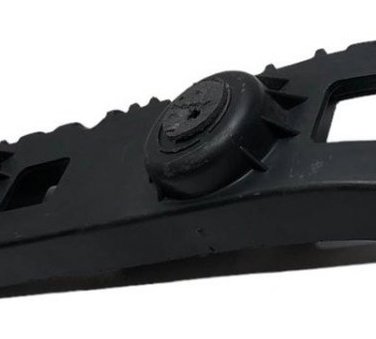 Guia Parachoque Traseiro Esquerdo Chevrolet Prisma 13/19