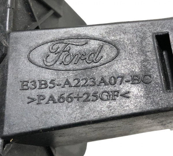 Guia Vidro Porta Dianteira Esquerda Ford Ka 2019