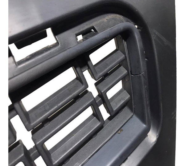 Grade Dianteira Chevrolet Montana 2014 (detalhe)