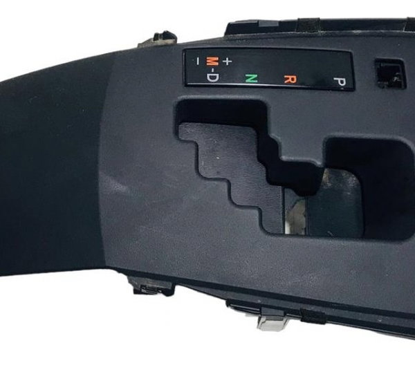Moldura Alavanca Câmbio Automático Toyota Yaris 1.5 2020
