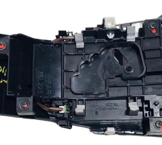 Moldura Alavanca Câmbio Automático Toyota Yaris 1.5 2020