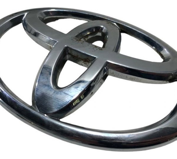 Emblema Dianteiro Toyota Yaris Sedan 2020