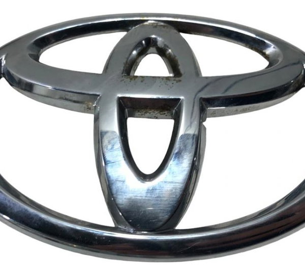 Emblema Dianteiro Toyota Yaris Sedan 2020