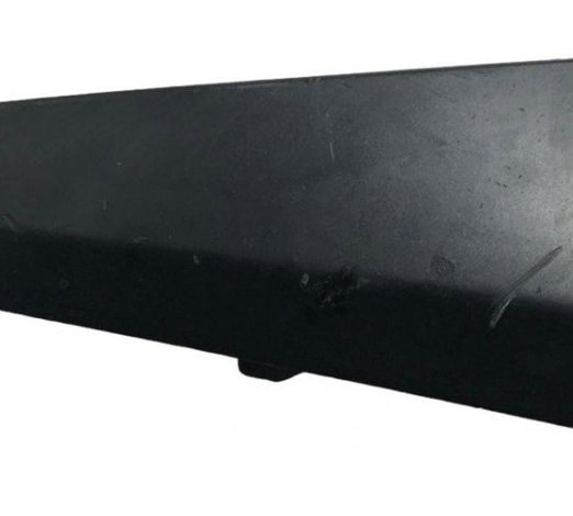 Moldura Farol Milha Lado Direito Yaris 2018/22 Detalhe