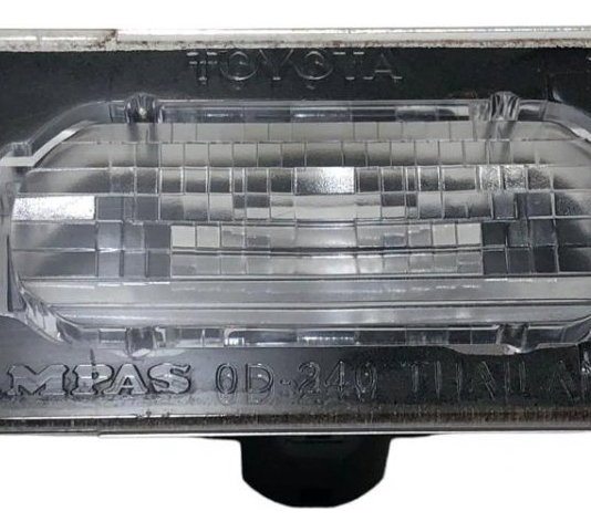 Luz Placa Toyota Yaris Sedan 2020