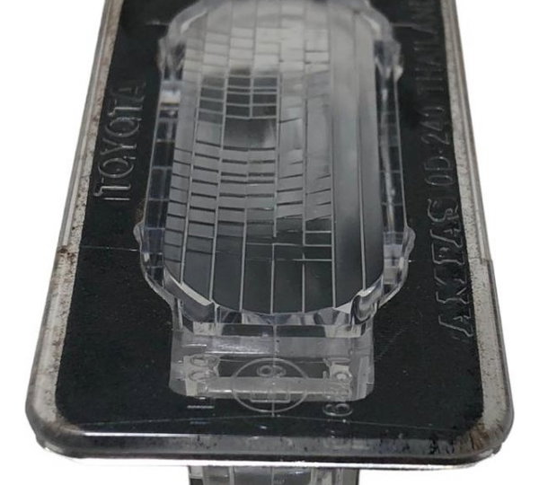 Luz Placa Toyota Yaris Sedan 2020