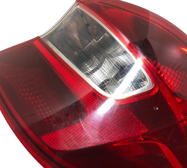 Lanterna Direita Ford Ka Hatch 2019