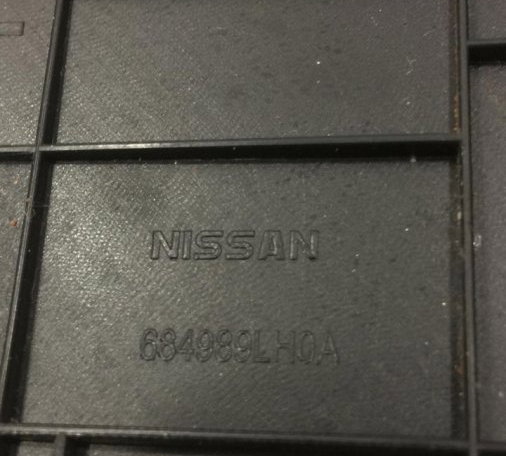 Moldura Acabamento Painel Direito Nissan Versa 1.6 Sl 2019