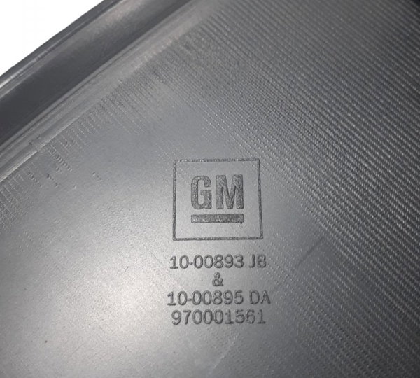 Acabamento Esquerdo Console Central Cruze 1.4 Turbo 2019/20