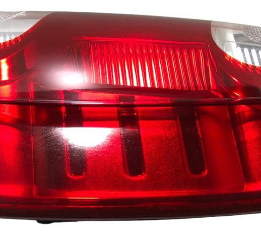 Lanterna Tras. Direita Fiat Uno Vivace 2011