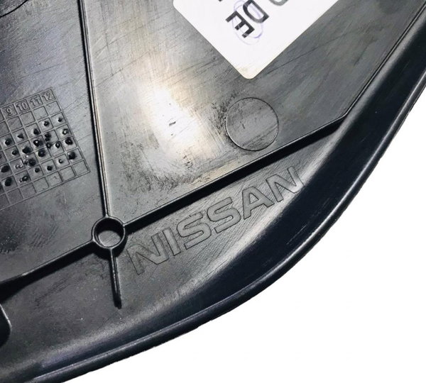 Acabamento Dianteiro Esquerdo Nissan Versa 2019