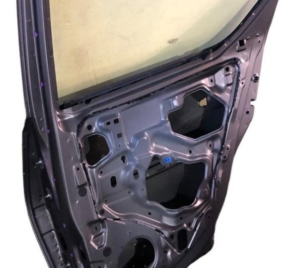 Porta Traseira Direita Nissan Versa 2019 Original Foto