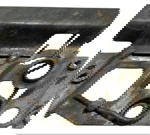 Base Batente Fechadura Trava Capo Fiat Strada 1.4 2018