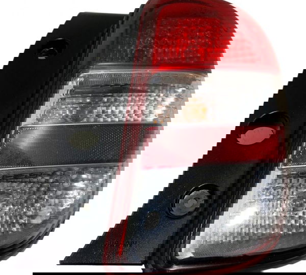 Lanterna Traseira Direita Nissan March 1.6 2013