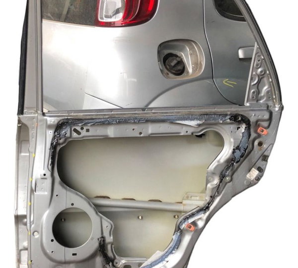 Porta Traseira Direita Kia Sportage 2010/ Detalhe Original Foto