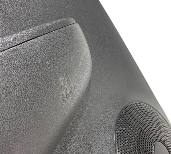 Forro Porta Traseira Esquerda Nissan March 2013 C/detalhe