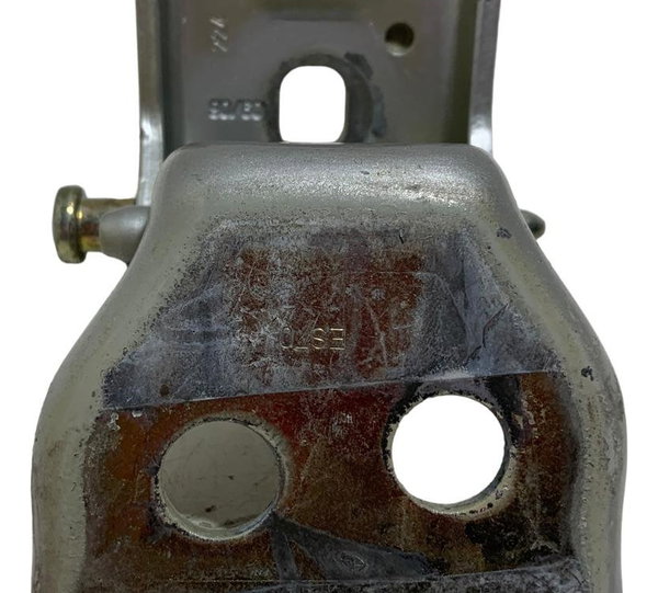 Dobradiça Superior Porta Traseira Esquerda Peugeot 307 2009