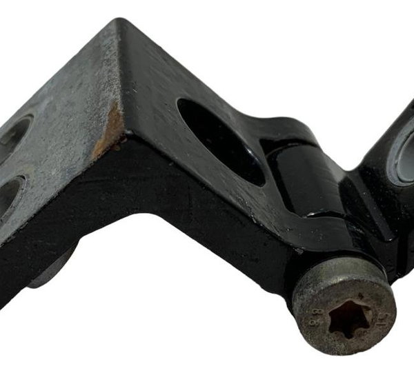 Dobradiça Inferior Porta Dianteira Esquerda Peugeot 206 2004