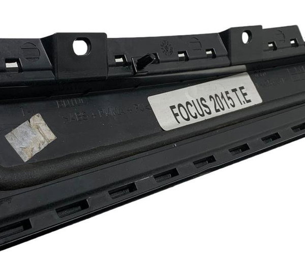Moldura Externa Coluna Traseira Esquerda Ford Focus 2015