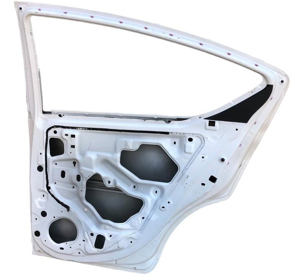 Porta Traseira Direita Nissan Versa 2012/2019 Detalhe Original Foto