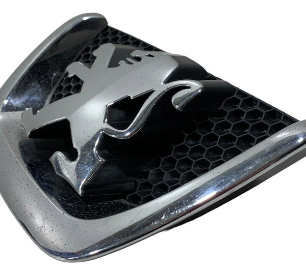 Emblema Parachoque Dianteiro Peugeot 207 2009/2014