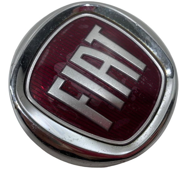 Emblema Grade Dianteira Fiat Idea Adventure Doblo 2011