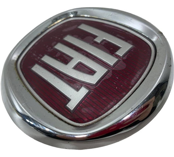 Emblema Grade Dianteira Fiat Idea Adventure Doblo 2011