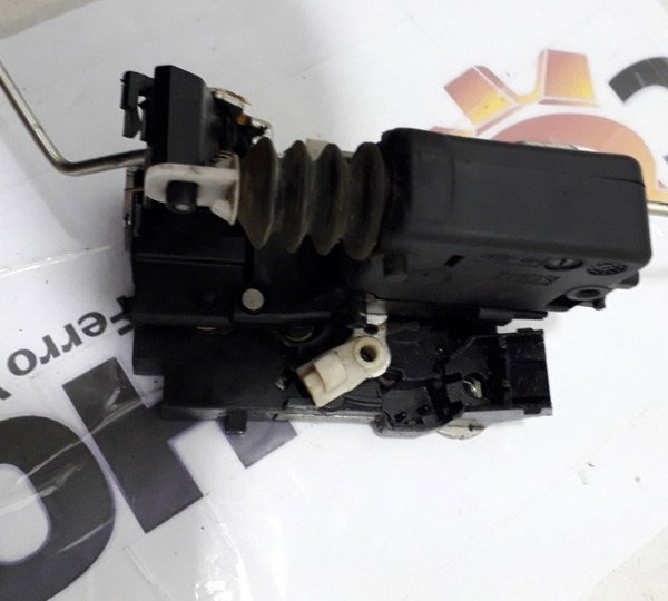 Fechadura Porta Dianteira Direita Renault Sandero Stepway