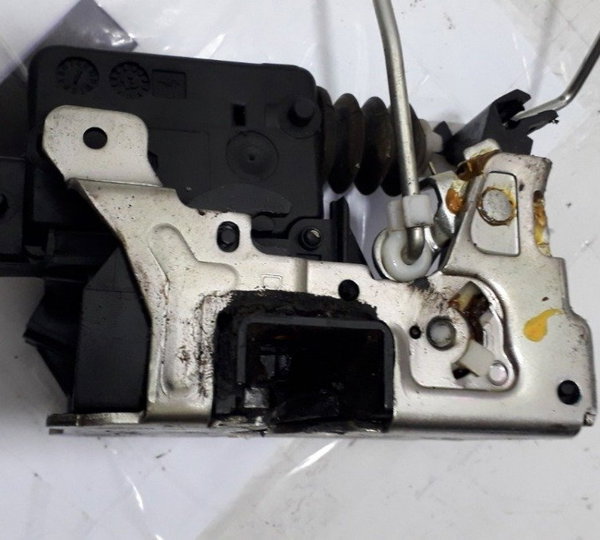 Fechadura Porta Dianteira Direita Renault Sandero Stepway