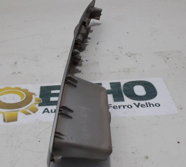 Moldura Botão Vidro Dianteiro Direito Mmc Triton 3.2 2010