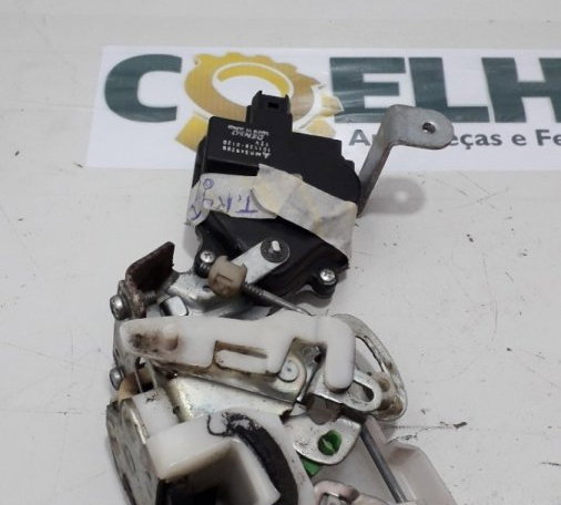 Fechadura Porta Traseira Direita Mitsubishi Pajero Tr4 2008